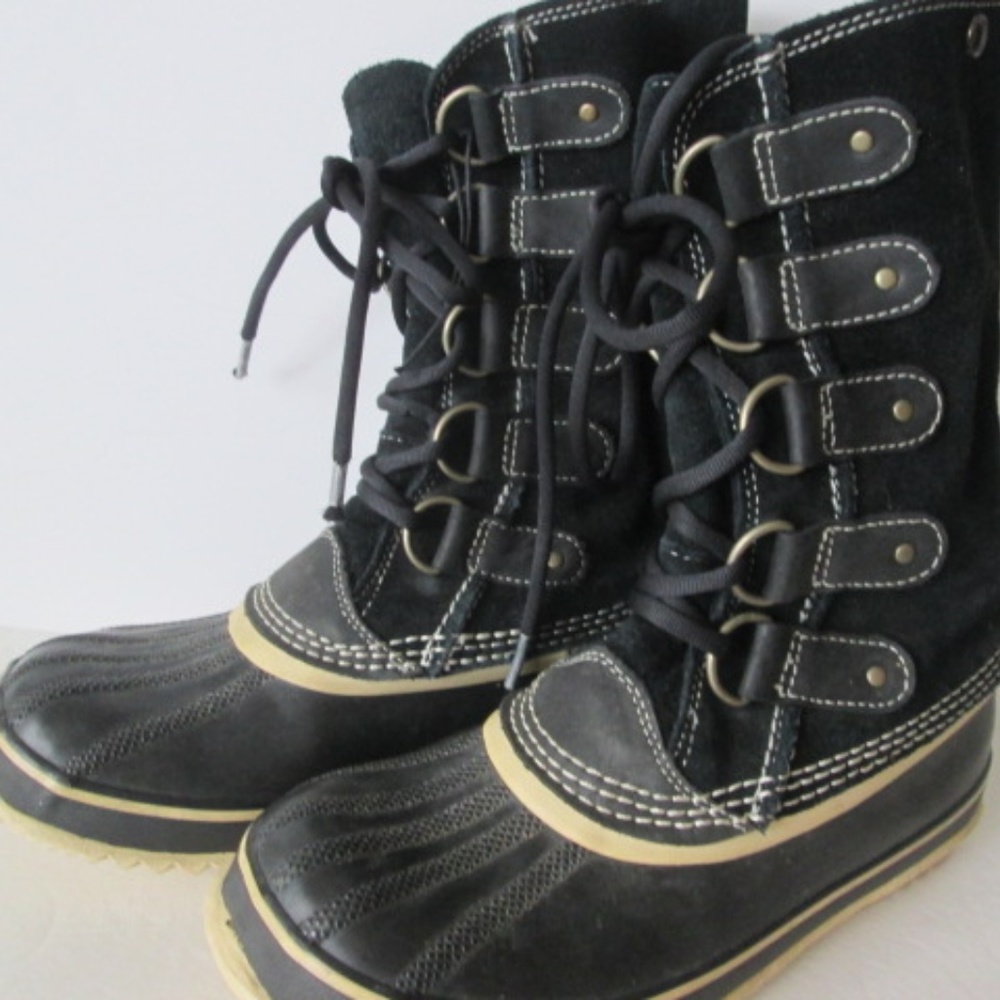 Soral Suede High Boots Size 7, without Liner